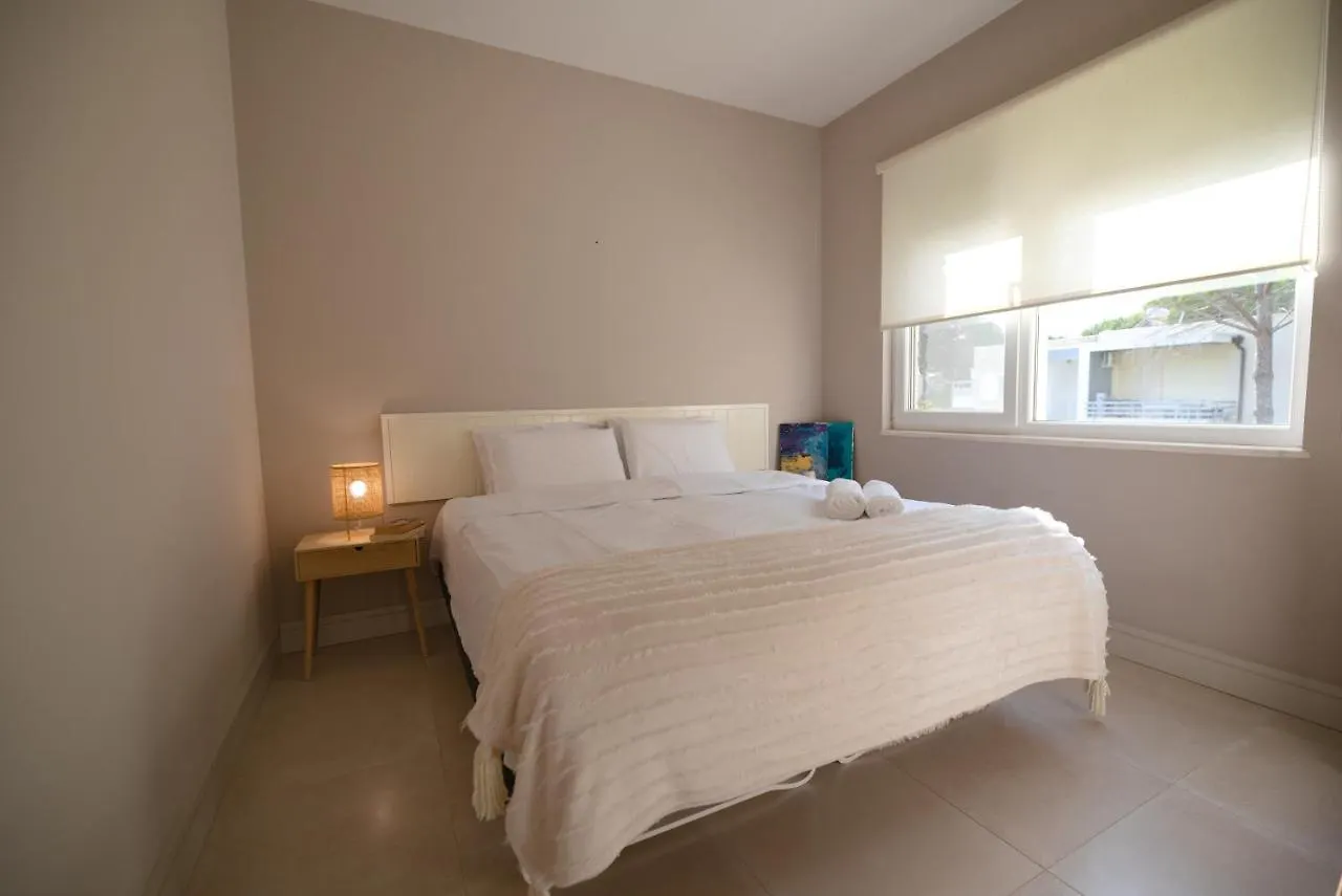 Apartment Casa Lura At Gjiri I Lalzit, San Pietro Beach Durres