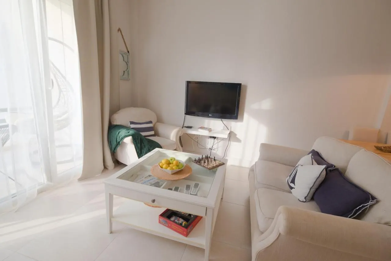 Casa Lura At Gjiri I Lalzit, Lalzi Bay Lägenhet